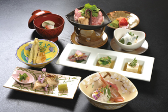 お食事